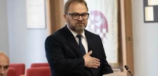 Nowe wynagrodzenie dla starosty. Jak głosowali radni?