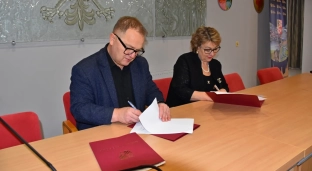 Nowe wyposażenie szkoleniowe i medyczne dla uczniów CKZiU