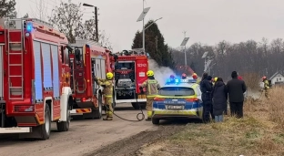 Wigilijny pożar auta w Jelczu-Laskowicach