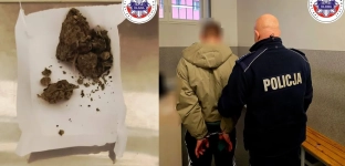 35-latek na kominie i narkotyki w mieszkaniu. Interwencja policji w Wigilię