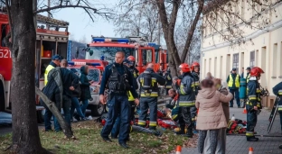 Pożar mieszkania, cztery osoby w szpitalu