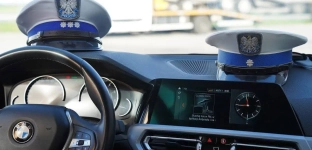 Świąteczne kontrole i zatrzymania na drogach powiatu