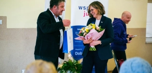 Magdalen Biejat w Bystrzycy. Rozmawiała z kobietami