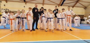 Karatecy z Oławy zdominowali Turniej Młodych Zawodników