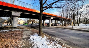 Nie parkuj w tym miejscu. Rusza budowa kolejnego parkingu przy PKP