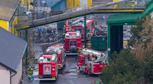 Pożar w ZGO Gać. Na miejscu 35 strażaków