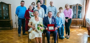 Złote Gody w Oławie. 50 lat razem świętowali Grażyna i Sylwester Kwiatkowscy