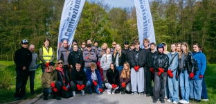 Dzień Ziemi w Oławie. Wspólnie posprzątali Park Miejski