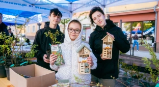 Oławska Niedziela pełna ludzi i dobrych inicjatyw. Duże zainteresowanie akcją dla zwierząt