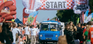 Silniki zawyły, a licznik pomocy przekroczył 5,5 mln zł. Wystartował Rajd Koguta [ZDJĘCIA]