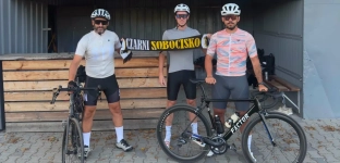 Z Sobociska do Kołobrzegu. Jadą 500 kilometrów, by pomóc Przemkowi i Stasiowi