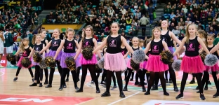 Akademia Cheerleaderek zaprasza na najlepsze zajęcia taneczne z pomponami oraz akrobatykę już od 1 września 2026!