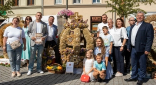 Chwalibożyce ponownie z najpiękniejszym wieńcem