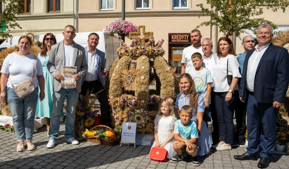 Chwalibożyce ponownie z najpiękniejszym wieńcem