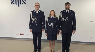 Po osiemnastu latach służby pożegnała się z mundurem
