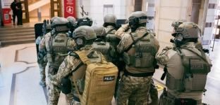 Atak, zakładnicy i antyterroryści w akcji. Realistyczne ćwiczenia służb