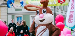 Jarmark Wielkanocny w Oława wystartował. Rynek pełen smaków [ZDJĘCIA]