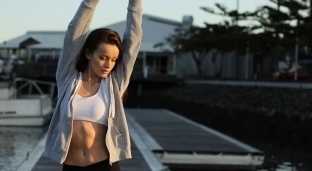 Dlaczego warto zrobić plastykę brzucha? 3 powody - perspektywa mieszkańców Oławy i okolic