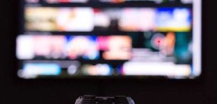 Gdzie najszybciej sprawdzić program tv hitów kinowych i wydarzeń sportowych?