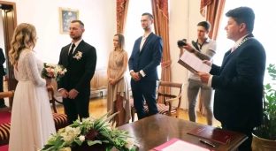 Burmistrz udzielił ślubów
