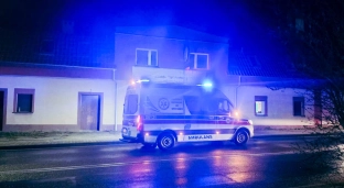 Kilka patroli policji i karetka na miejscu. Zgłoszenie o bójce przy kręgielni