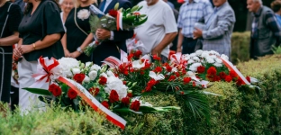 Syreny rozległy się w całej Polsce. Oława uczciła Powstanie Warszawskie w skromnym gronie