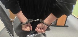 Poważne naruszenia prawa i zagrożenie dla mieszkańców. Kryminalni z Oławy zatrzymali kobietę