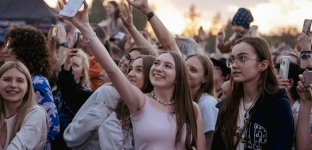 Gdzie wybrać się latem? Sprawdź kalendarz wydarzeń w Gminie Jelcz-Laskowice!