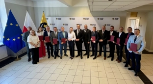 Jelcz-Laskowice z ogromnym dofinansowaniem na budowę kanalizacji sanitarnej