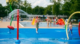 Bezpieczeństwo nad wodą. Policja apeluje o rozwagę podczas letniego wypoczynku