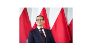 Premier Mateusz Morawiecki z wizytą w zakładach JELCZ