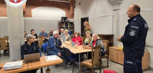 Szkolili seniorów z pierwszej pomocy
