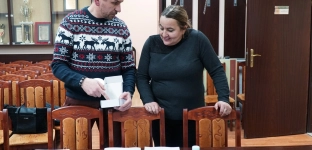 Gmina Oława: sto czujek dymu i czadu trafiło do mieszkańców