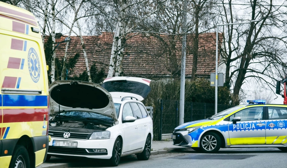 Nie zachował ostrożności i uderzył w tył samochodu