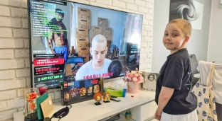 Maja Mecan śledzi stream na bieżąco. To tam niemożliwe staje się możliwe!