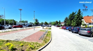 Więcej miejsc parkingowych w Oławie