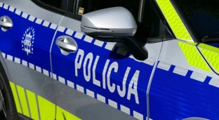 Miał ponad 2 promile i trzy zakazy prowadzenia. Mimo to prowadził samochód