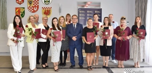 Starosta wręczył akty nadania stopnia nauczyciela mianowanego