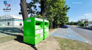 Bałagan wokół kontenerów. Miasto apeluje do mieszkańców