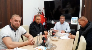 Nowy węzeł przesiadkowy przy stacji kolejowej w Lizawicach