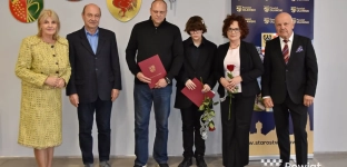 Najlepsi uczniowie szkół powiatu oławskiego nagrodzeni