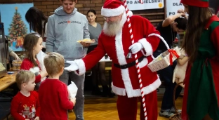 Dzieci Dzieciom, czyli charytatywna impreza Mikołajkowa już niedługo w Oławie