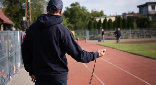 Sportowe emocje na stadionie. Czwartki Lekkoatletyczne w Oławie
