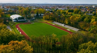 Oficjalnie: stadion miejski w Oławie nazwany imieniem Zbigniewa Isela