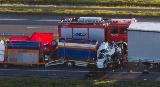 Śmiertelny wypadek na A4. Autostrada w kierunku Wrocławia zablokowana