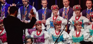 Zespół Pieśni i Tańca Śląsk zaśpiewa kolędy i pastorałki