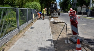 Ruszyła budowa kolejnego odcinka chodnika na Nowym Górniku