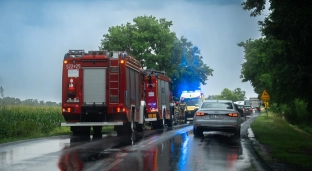 Niebezpiecznie na trasie do Jelcza-Laskowic. Interweniowały służby