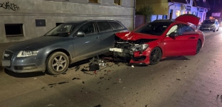 Staranował samochody i uciekł