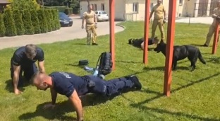 Policjanci i strażacy wzięli udział w akcji: Wiosna na sportowo